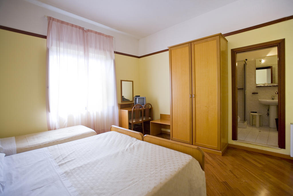 Hotel Vittoria Sapri Værelse billede