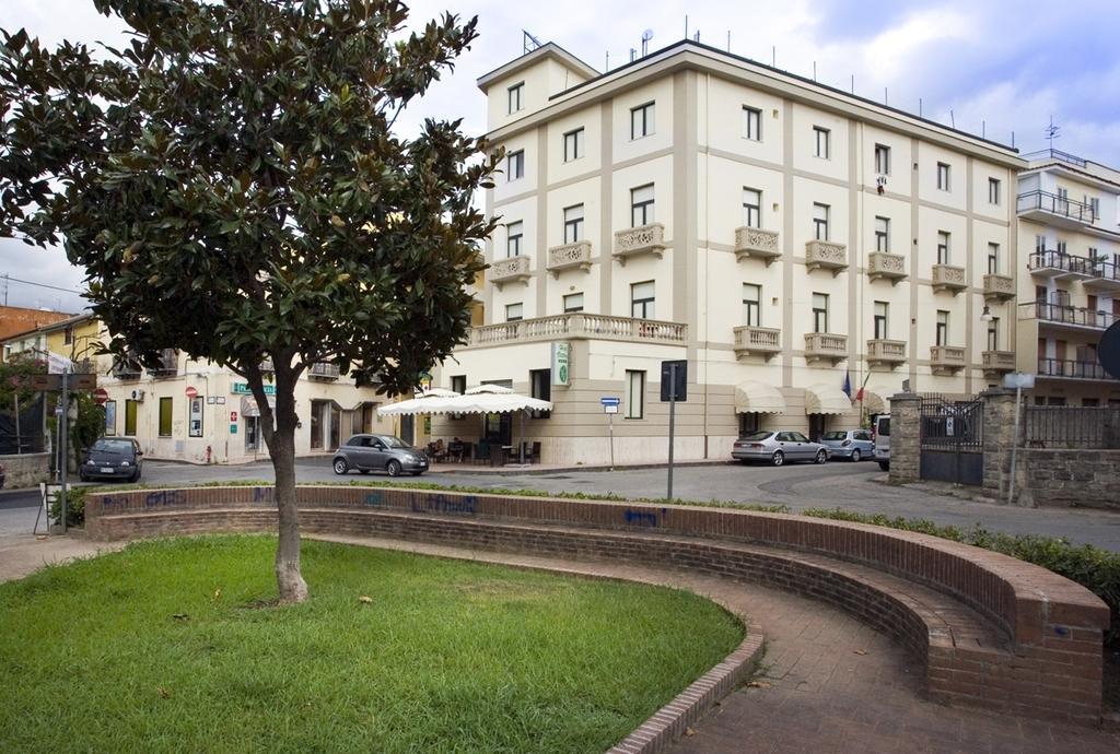 Hotel Vittoria Sapri Eksteriør billede