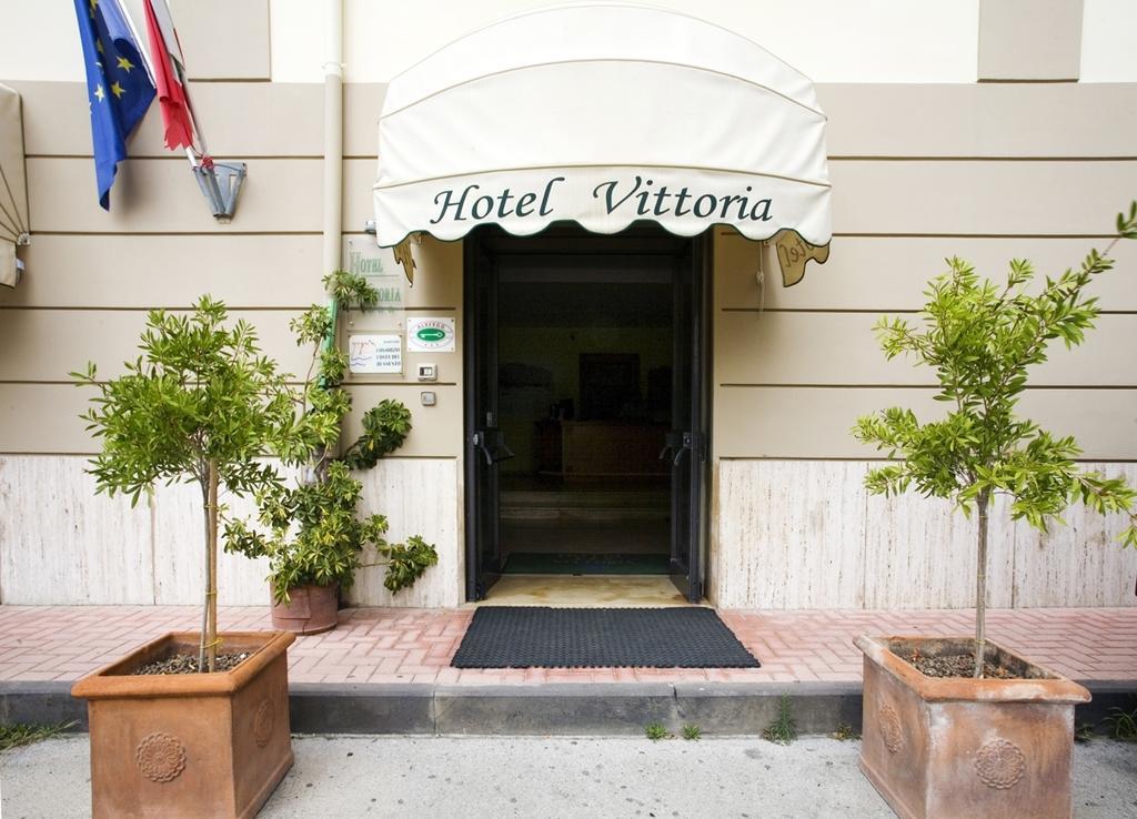 Hotel Vittoria Sapri Eksteriør billede